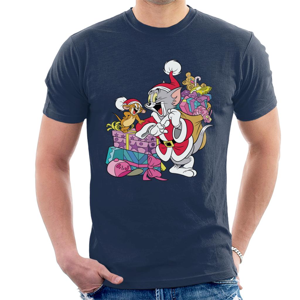 Tom and Jerry Christmas Festive Sacks Men's T-Shirt product image 1