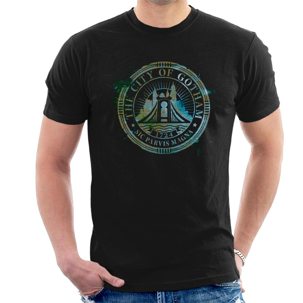 The Batman City Of Gotham Badge Men's T-Shirt product image 1