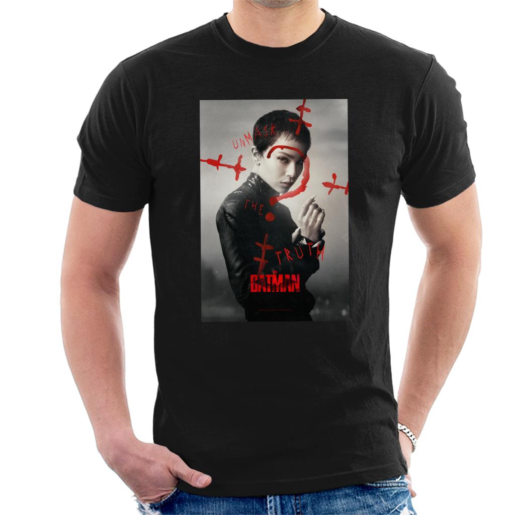 The Batman Catwoman Unmask Truth Men's T-Shirt product image 1